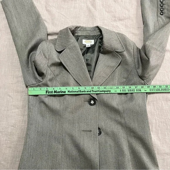 100% Wool Talbots Women's Taupe Tailored Blazer Jacket Double Button Size 14 P - Picture 8 of 8